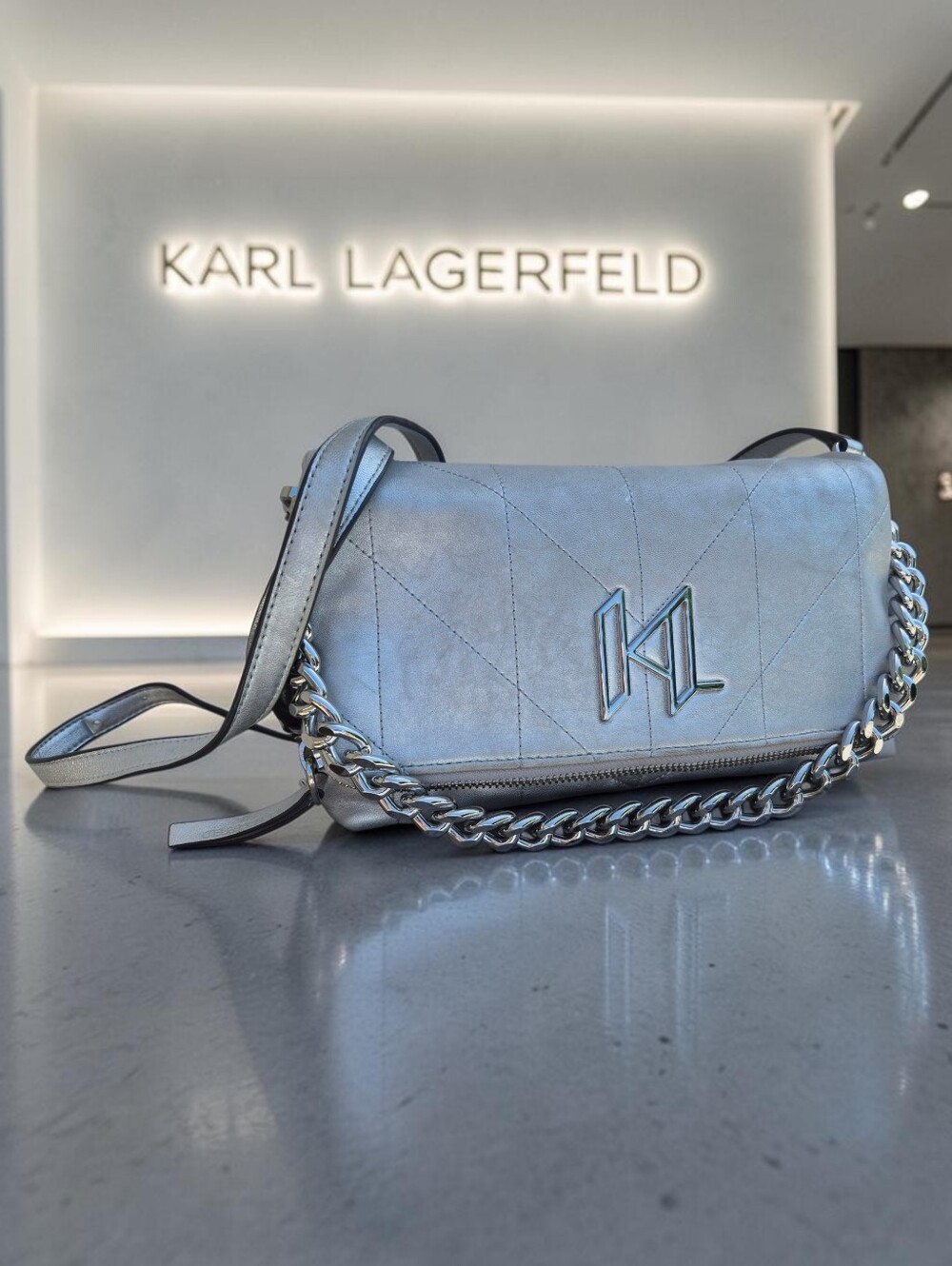 KARL LAGERFELD PARIS Lavande Leather Crossbody